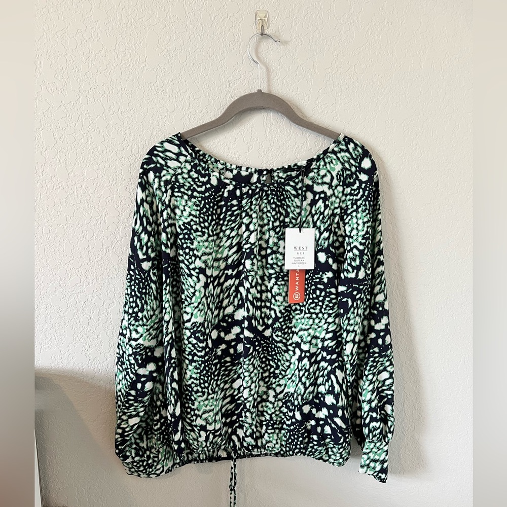 NWT West Kei Blouse Size Large